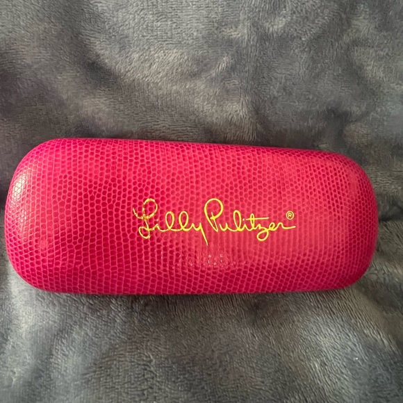 Lilly Pulitzer Accessories Lilly Pulitzer Fuchsia Clamshell